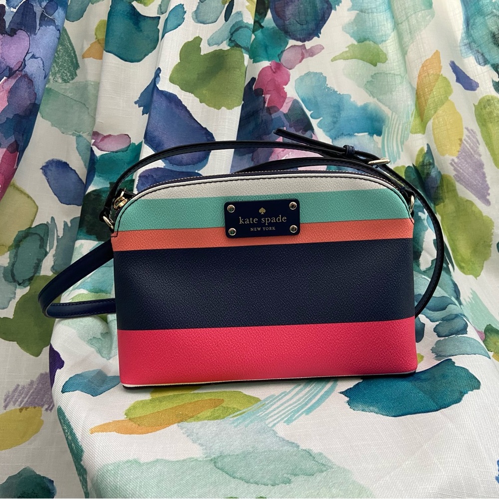 Kate Spade EUC Striped Crossbody Bag / Purse